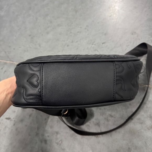 Y2K Juicy Couture Black Crossbody Heart Logo Shoulder Bag Gold Chain Strap - Picture 3 of 5